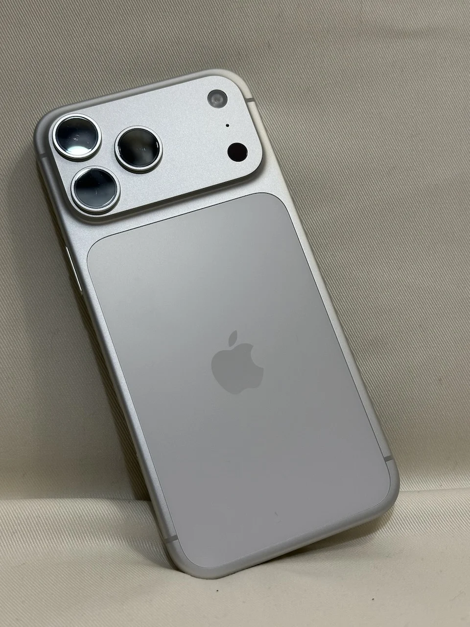 Ghid de Setare Inițială iPhone 17 Pro Max: Upgrade-ul de la iPhone 14 Pro Max la Era AI