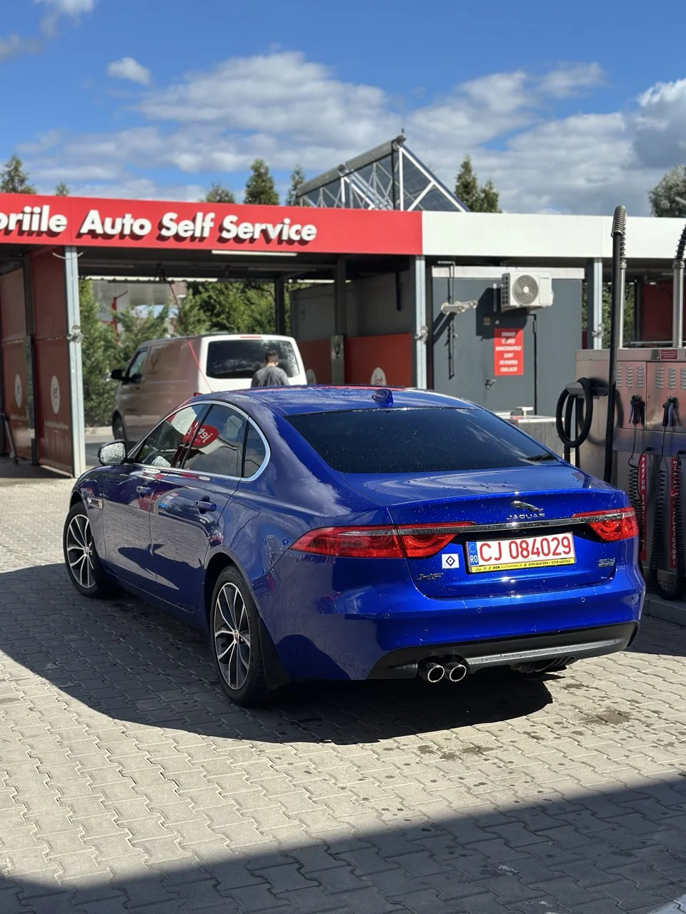 Image 2 for Jaguar XF 2018 Portfolio: De ce am ales Anglia în detrimentul Germaniei (Jurnal de Bord)