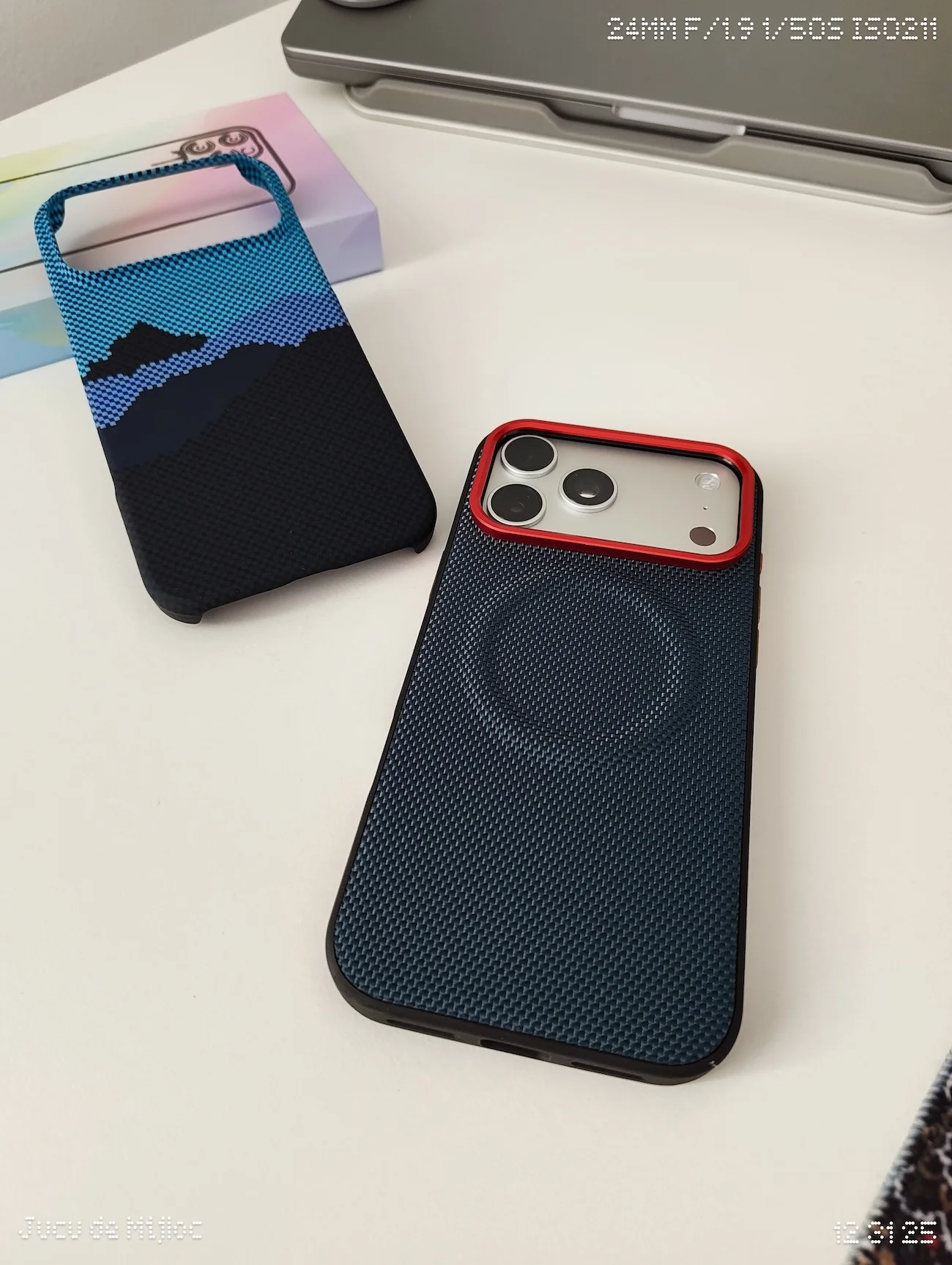 Image 11 for Huse iPhone 17 Pro Max de pe Temu: Woven vs. Carbon. Merită riscul?