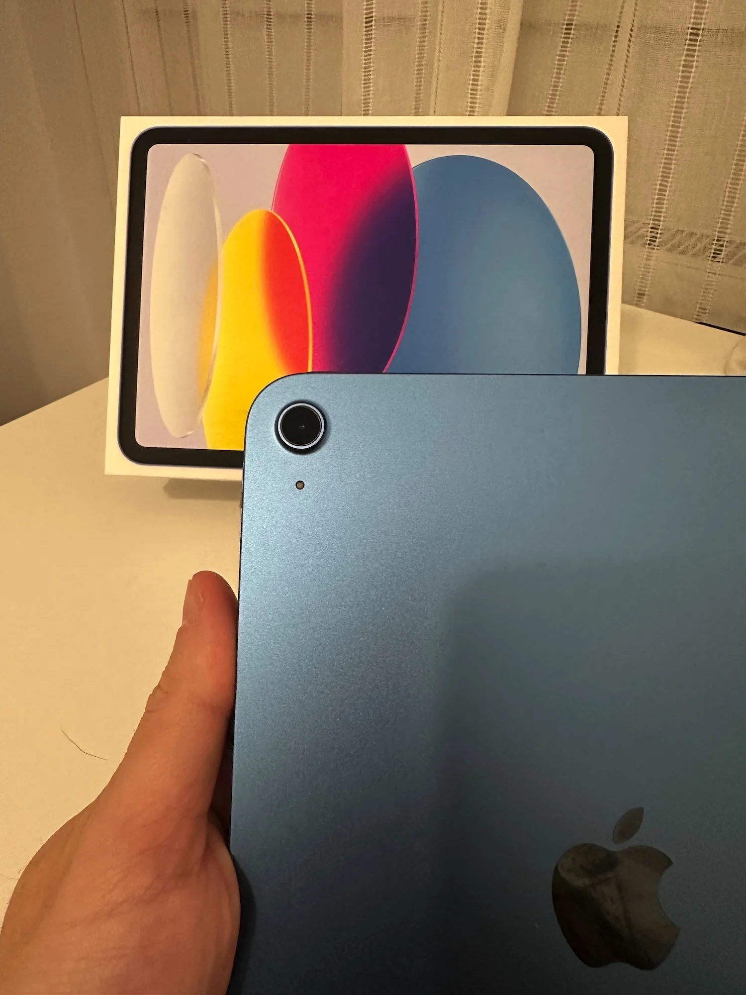Review iPad 11 (2025): Apple încă nu are rival la tablete