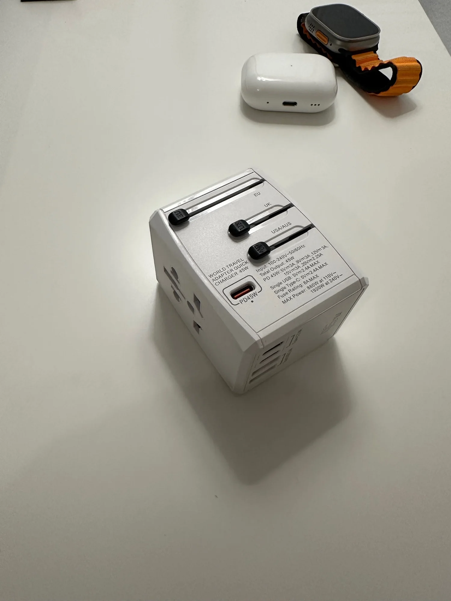 Image 2 for Review Adaptor Travel 45W: Am renunțat la punga cu adaptoare