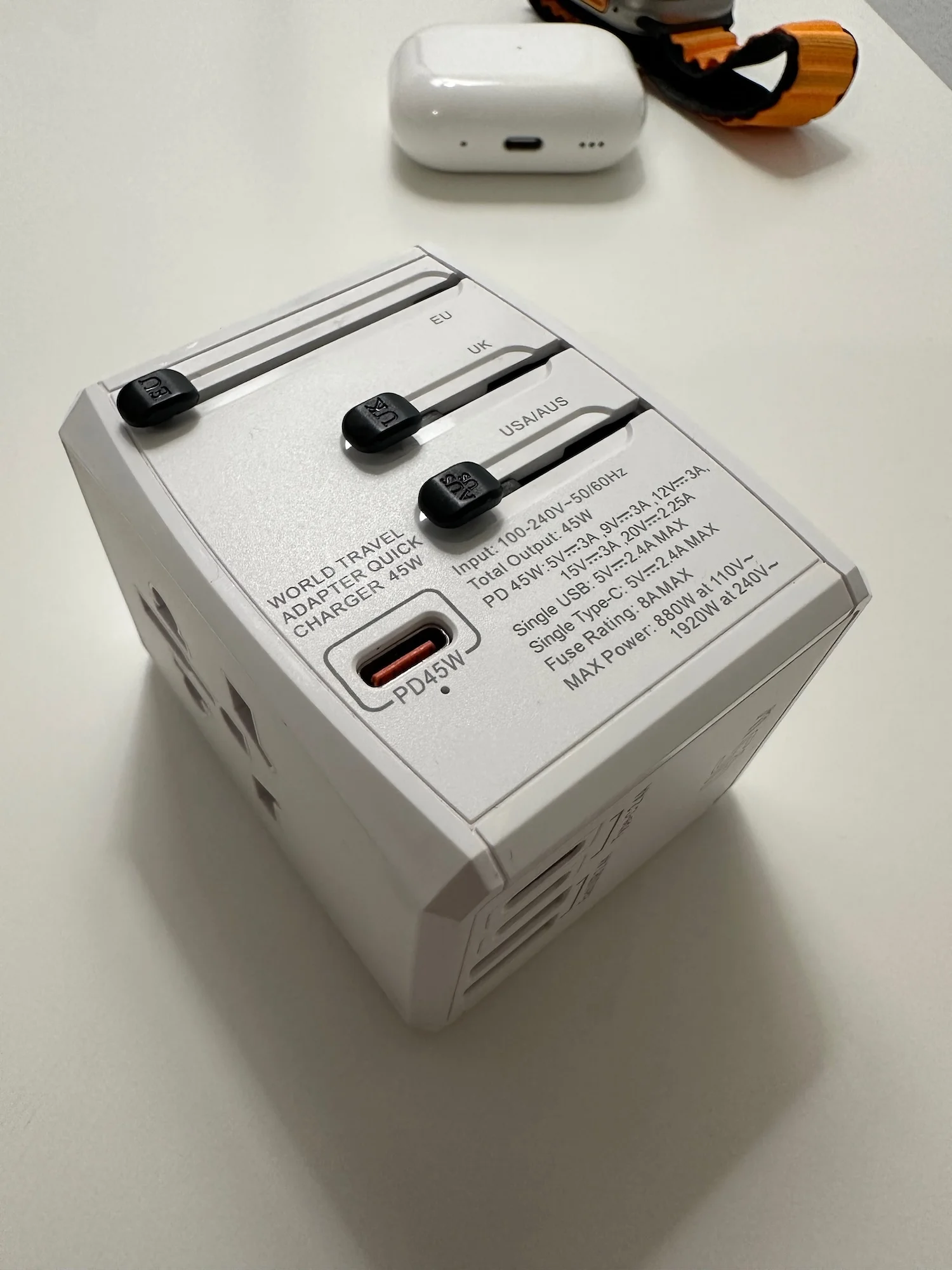 Image 3 for Review Adaptor Travel 45W: Am renunțat la punga cu adaptoare