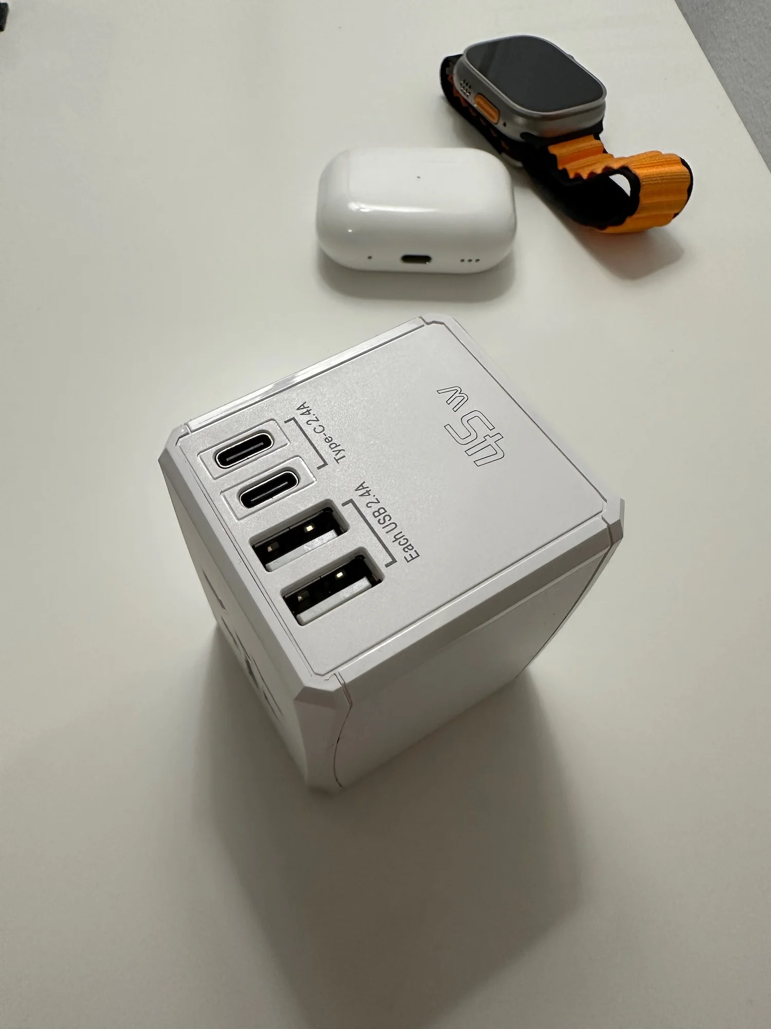 Quick Charge vs. Power Delivery: De ce nu se încarcă telefonul rapid?