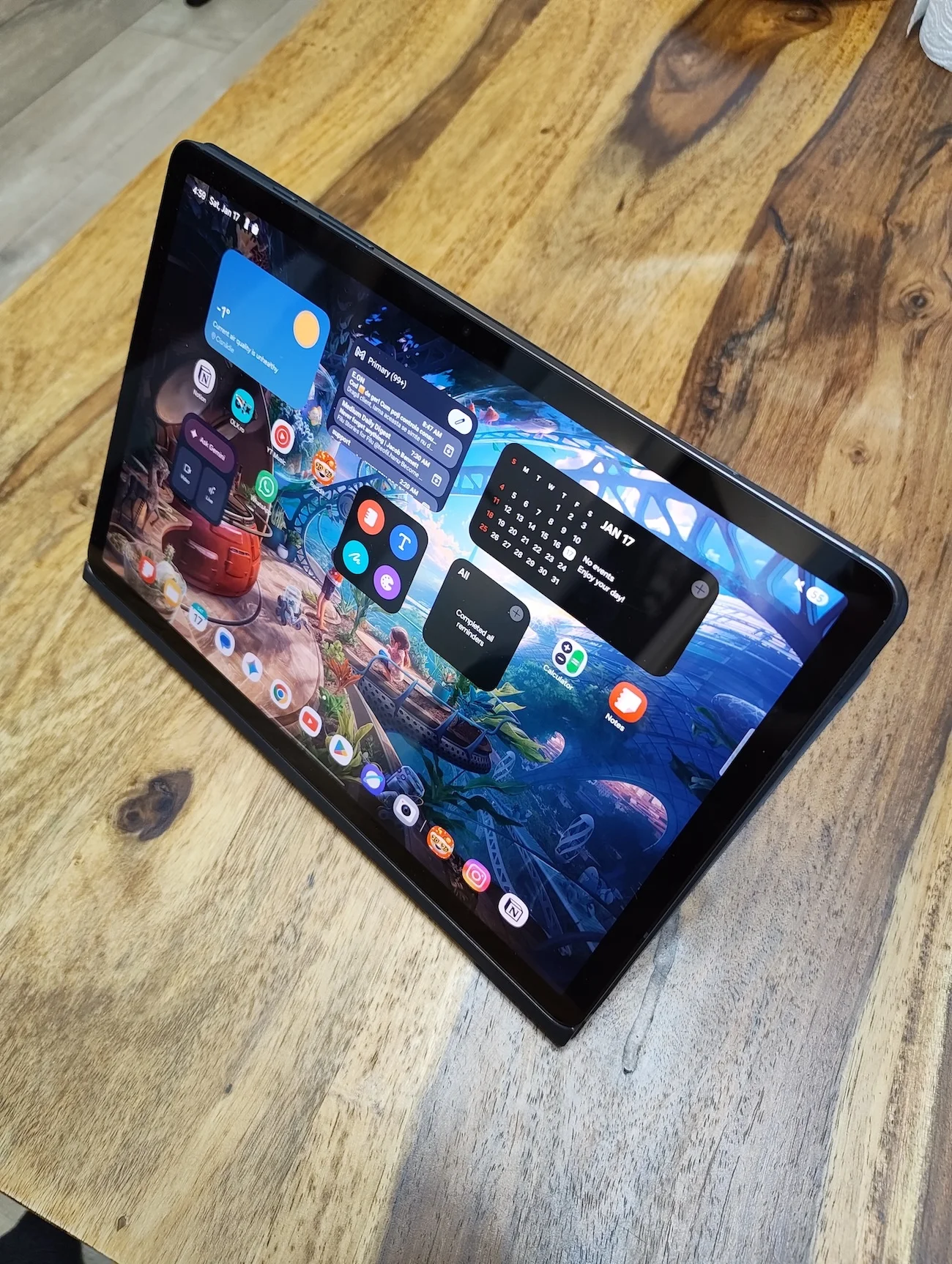 Image 4 for Samsung Tab S9 vs. iPad: Hardware de vis, coșmar pe OneUI?