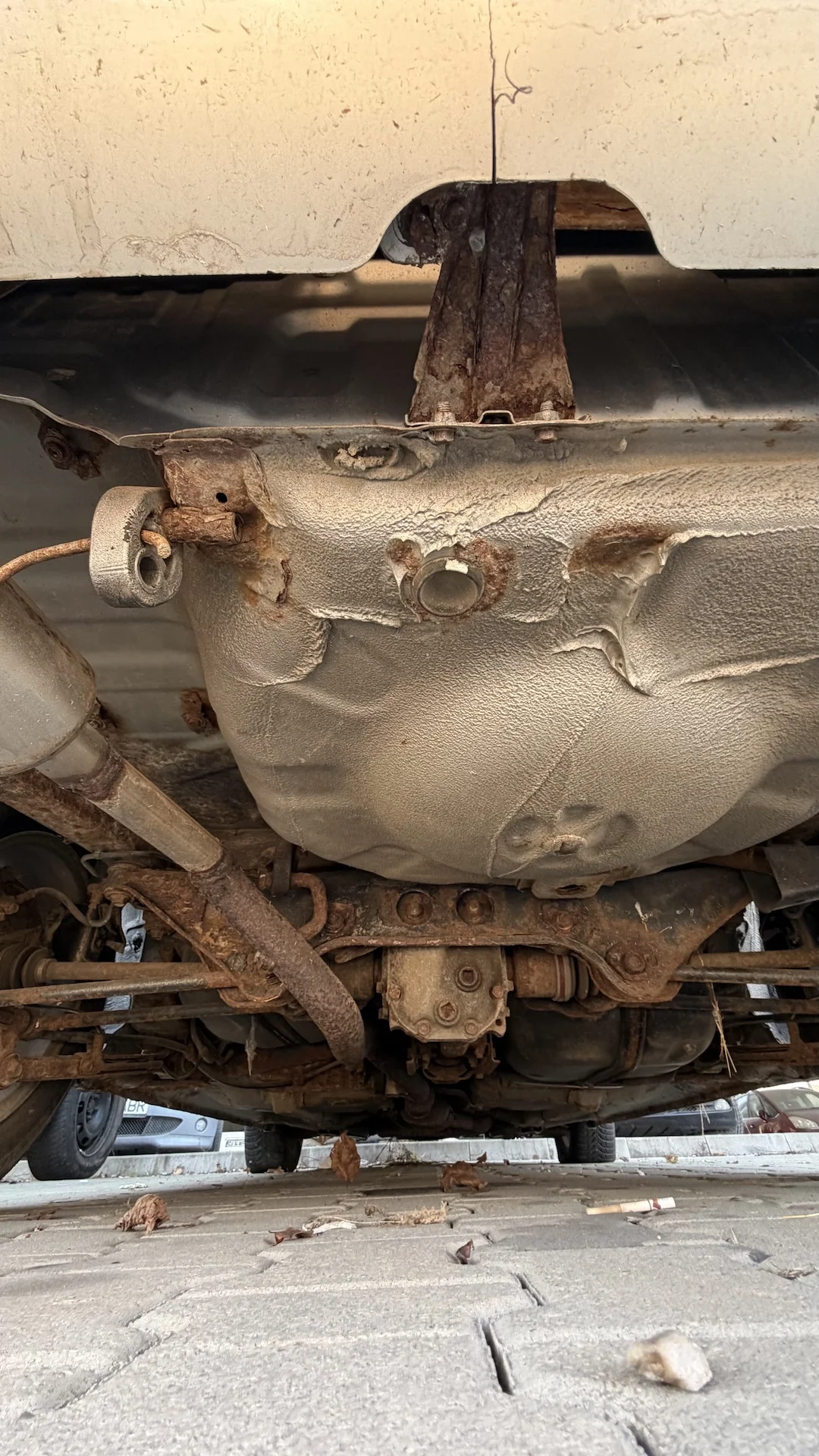 Image 2 for Am vândut Subaru-ul Impreza Bugeye plin de rugină in 3 zile