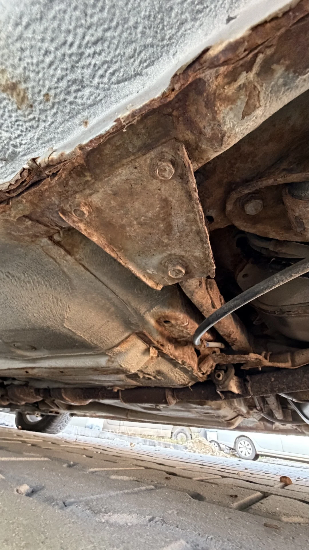 Image 4 for Am vândut Subaru-ul Impreza Bugeye plin de rugină in 3 zile