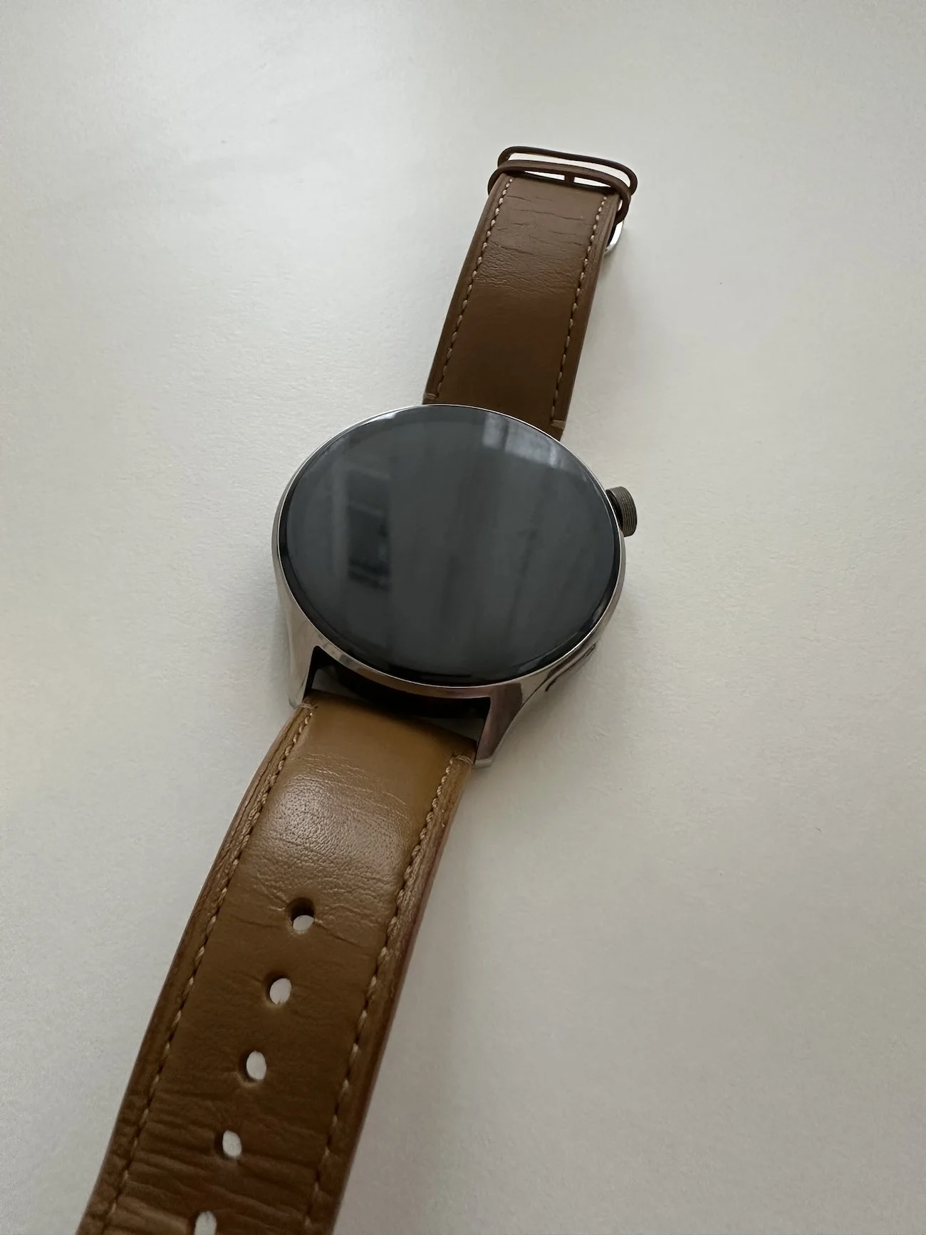 Review Xiaomi Watch S1 Pro: Design premium, software limitat