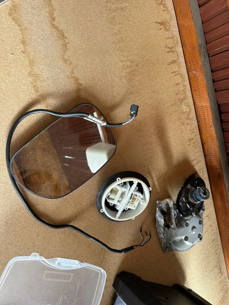 Image 7 for Reparatie oglinzi BMW Z3: Merită kit-ul de pe AliExpress?